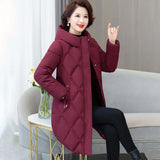 Nueva chaqueta larga de algodón para mujer de mediana edad, abrigo acolchado de algodón grueso y cálido para invierno, abrigo Parker con capucha coreano para mujer.