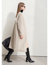 AMII Minimalist Fur Coats Woman 2025 Winter New Warm V-neck Pocket Women's Clothing Elegant Female Long Fur Outerwear 12424023